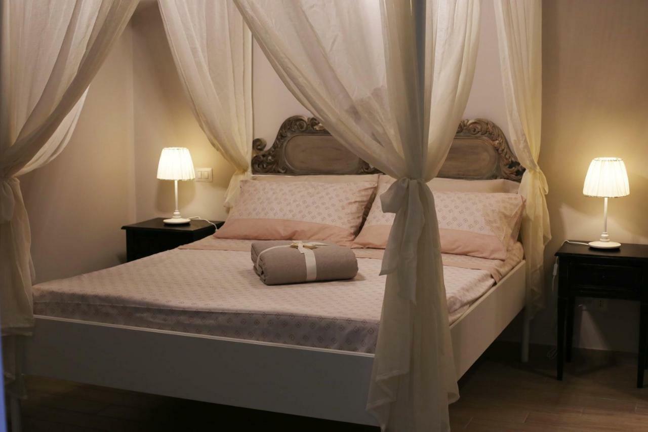Apartment Teatro Nuovo Naples